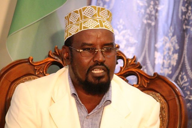 A/Madoobe oo muujiyey dabac Maxaa is-bedelay?)