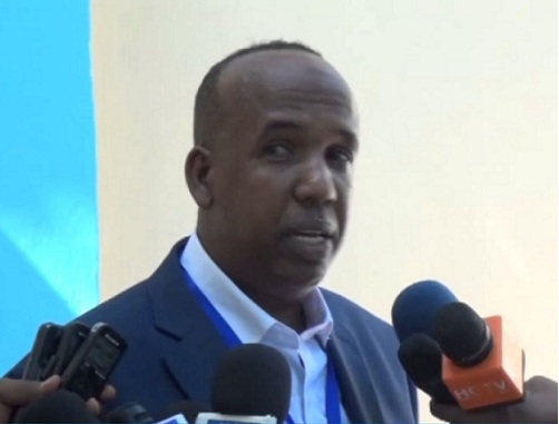 Dowladda Somalia oo laga dalbaday in xasaanada laga qaado tiro xildhibaano ah