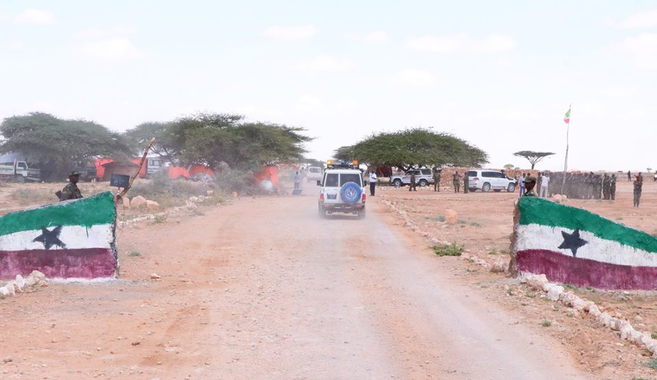 Madaxweynaha Somaliland oo tagay Farumaha dagaalka ee deegaanka Tukaraq +Sawirro