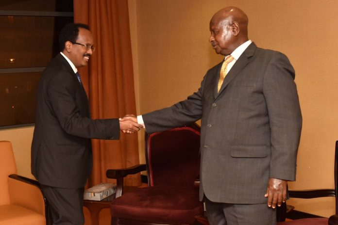 Maxay ka wada hadlayaan Farmaajo iyo Museveni?