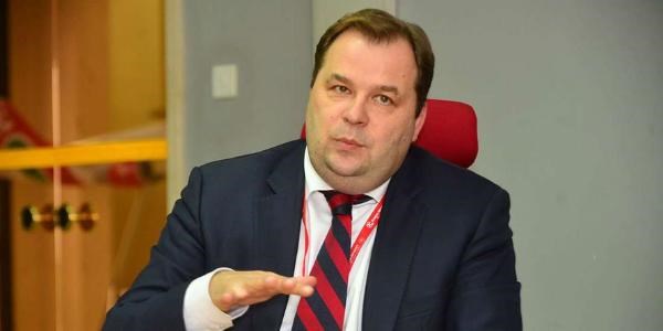 Maamulka Kenya Airways oo shaaciyay 2 qodob oo DF ay isku fahmi waayeen