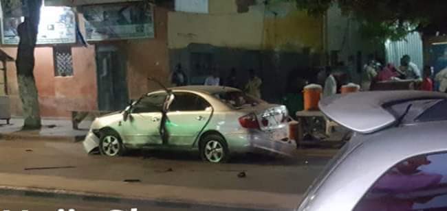 Faahfaahinta qaraxii caawa ka dhacay Muqdisho + Sawir