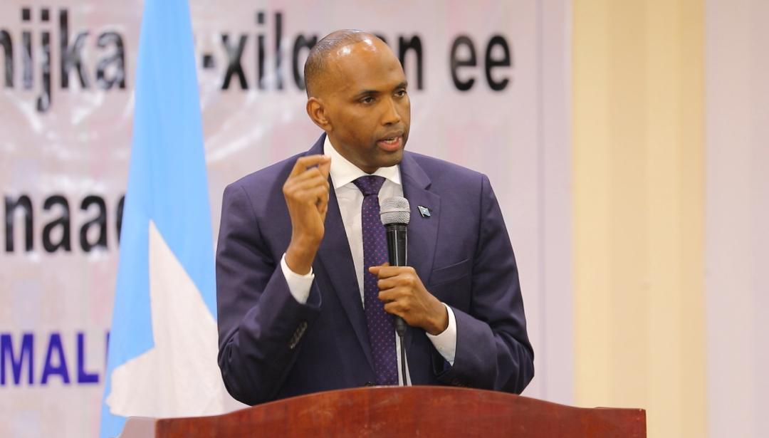 Xog: R/W Kheyre oo ku biiray loolan u dhaxeeya beeshiisa iyo beelo ka tirsan Abgaal Xog: R/W Kheyre oo ku biiray loolan u dhaxeeya beeshiisa iyo beelo ka tirsan Abgaal