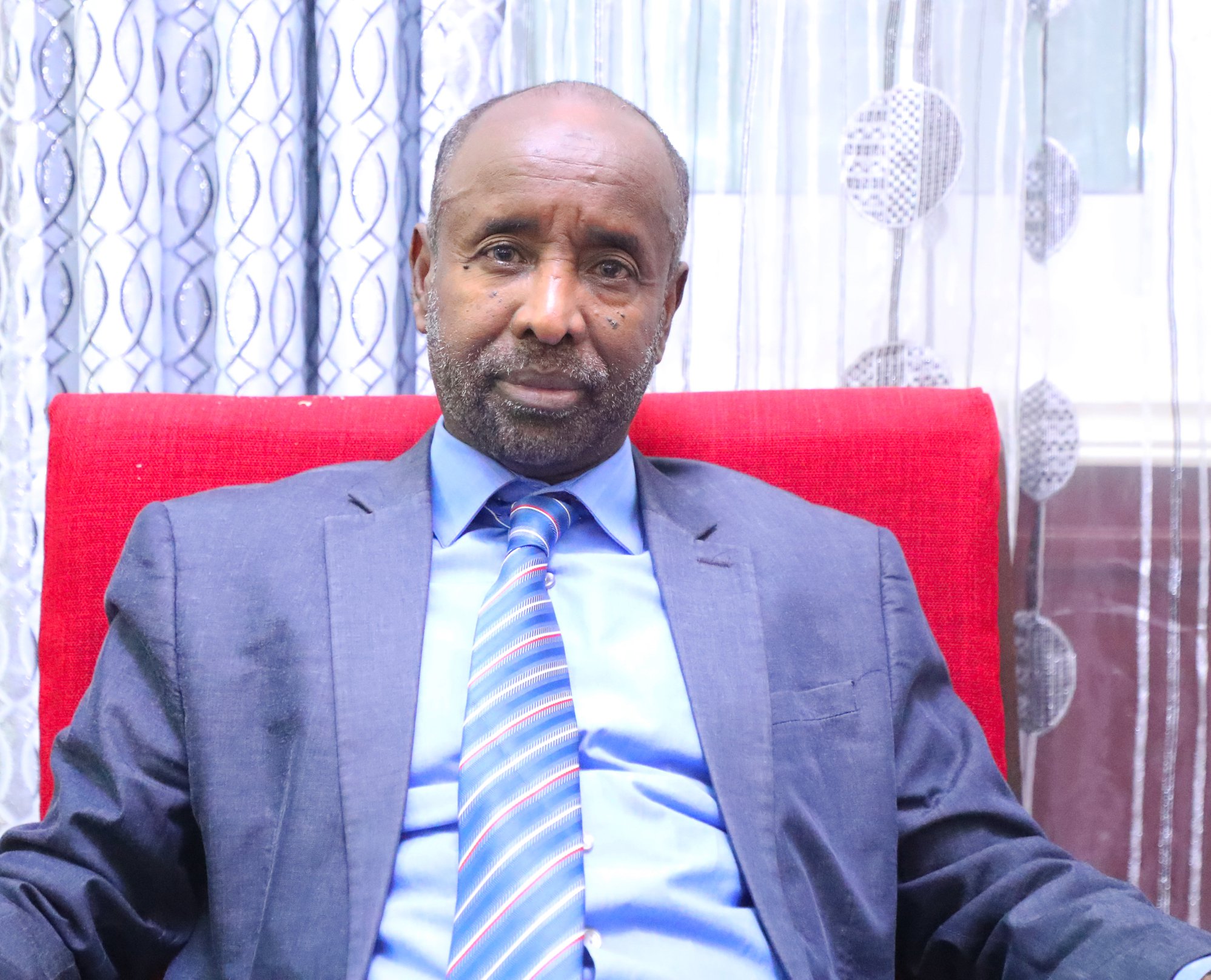 Agaasimihii madaxtooyada Soomaaliya Dr. Fuursade oo shaqada ka tagay