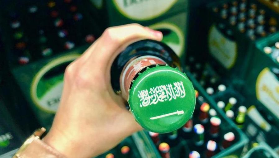 Maxamed Bin Salmaan oo fasaxaya in khamriga laga isticmaali karo Sacuudiga