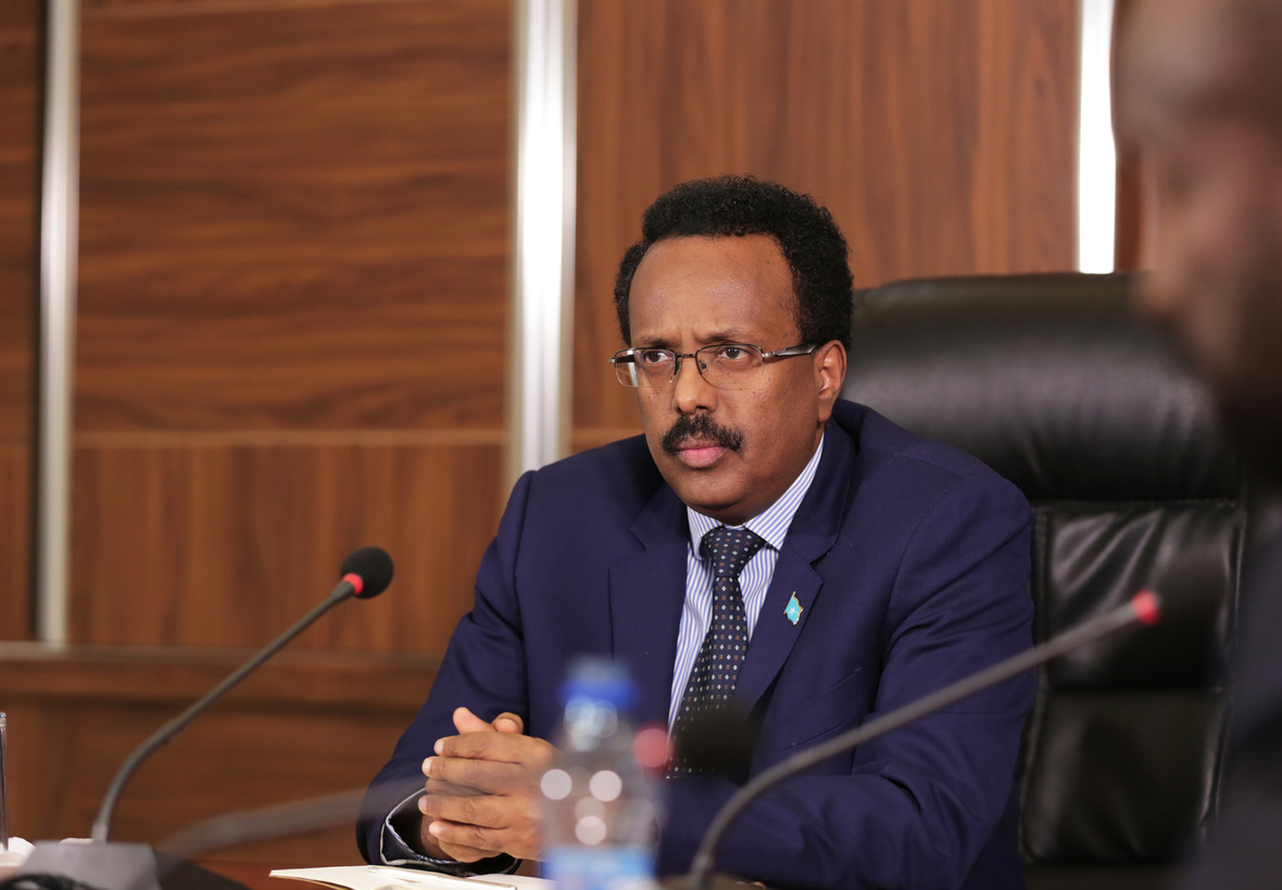Xog: Tirada rasmiga ah ee xildhibaannadii la kulmay madaxweyne FARMAAJO