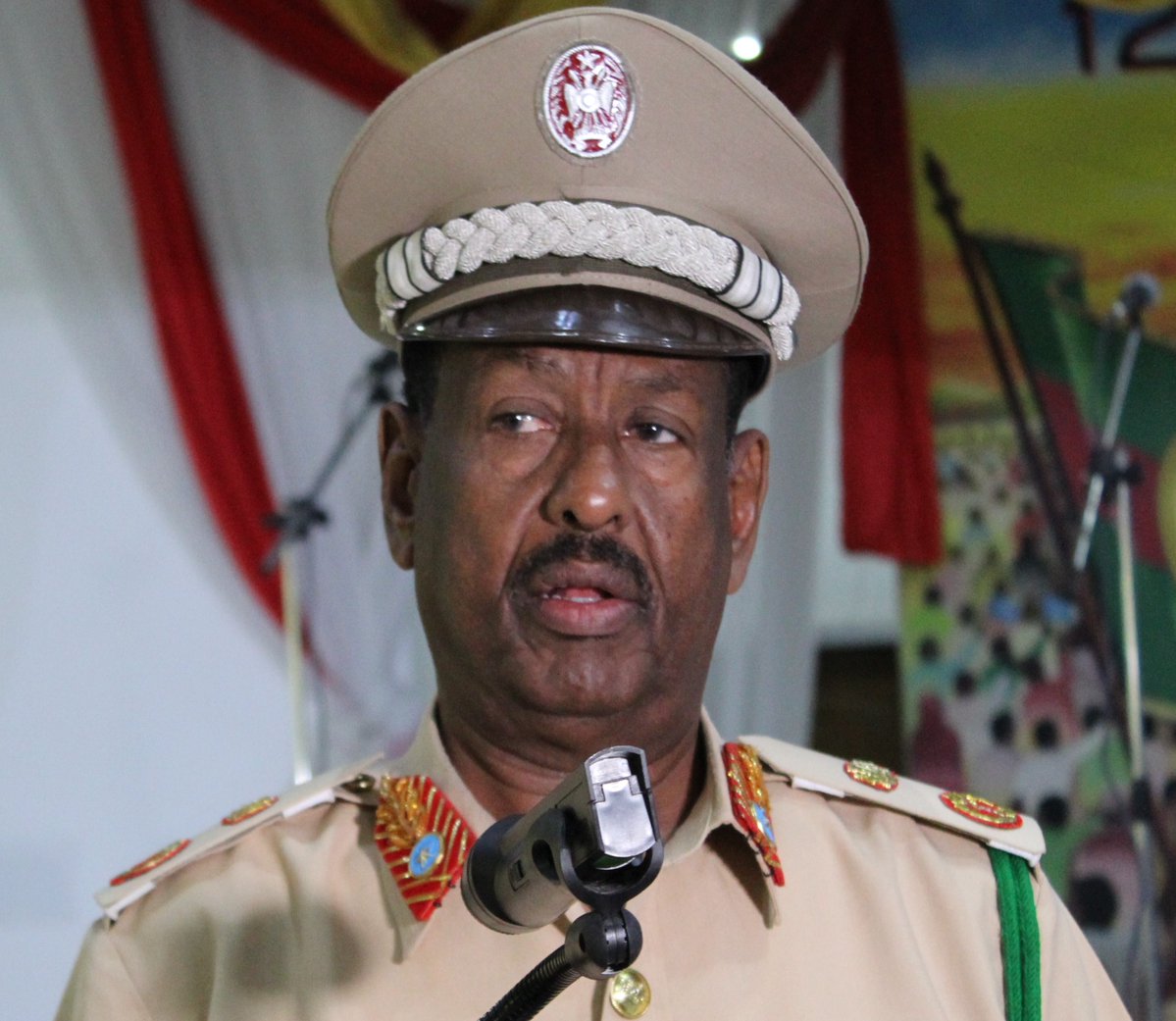 Taliyaha booliska Somalia oo war kasoo saaray DILKII Almaas Elman Cali Axmed Taliyaha booliska Somalia oo war kasoo saaray DILKII Almaas Elman Cali Axmed