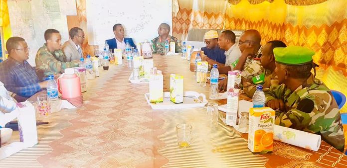 Guddoomiyaha gobolka Hiiraan oo kulamo xasaasi ah ka wada Jalalaqsi