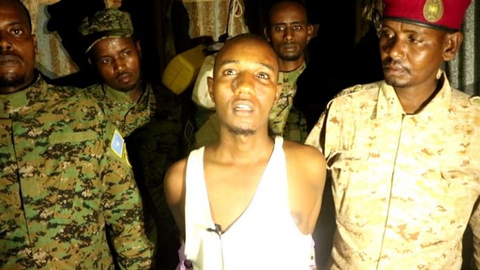 Sawirro: Shabakad dilalka iyo qaraxyada u qaabilsaneyd Al-Shabaab oo la qabtay Sawirro: Shabakad dilalka iyo qaraxyada u qaabilsaneyd Al-Shabaab oo la qabtay