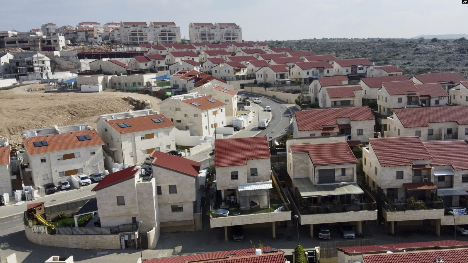 Saddex dal oo Carbeed oo ‘aqbalay’ qorshaha Israel ugu darsaneyso Daanta Galbeed