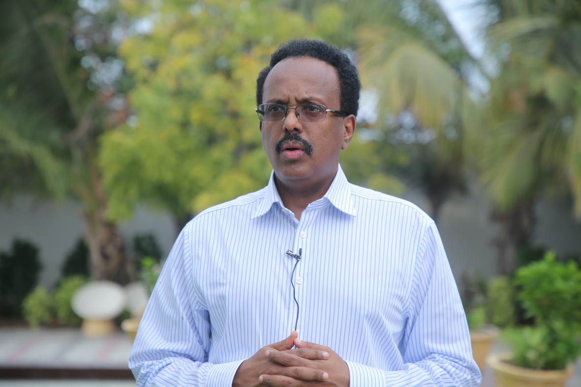 Farmaajo oo amr deg deg ah siiyey xukuumadda Kheyre