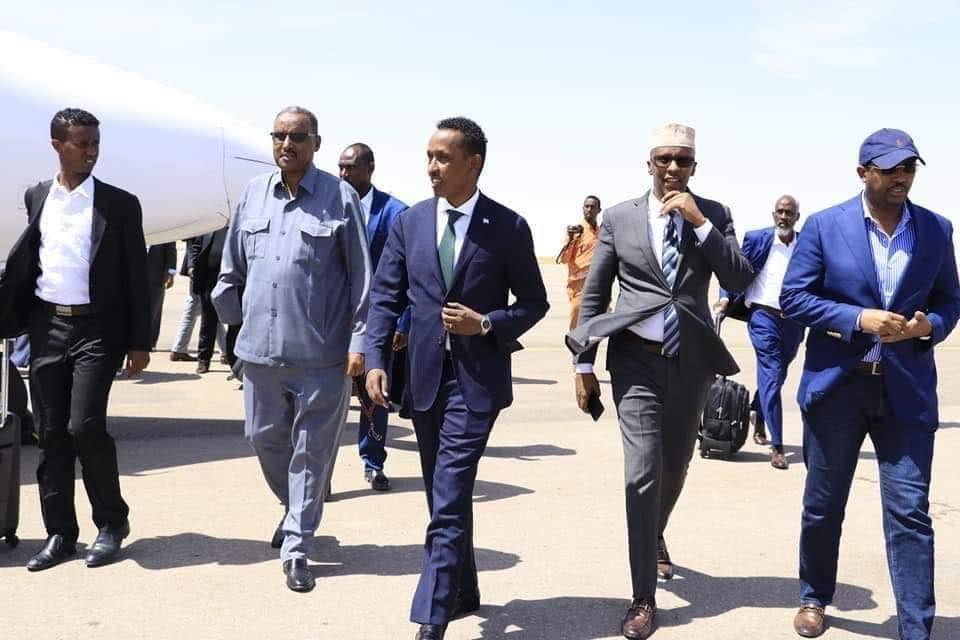 Xubnaha Puntland ugu jira DF oo tusaale siyaasadeed siiyey kuwa beelaha Hawiye