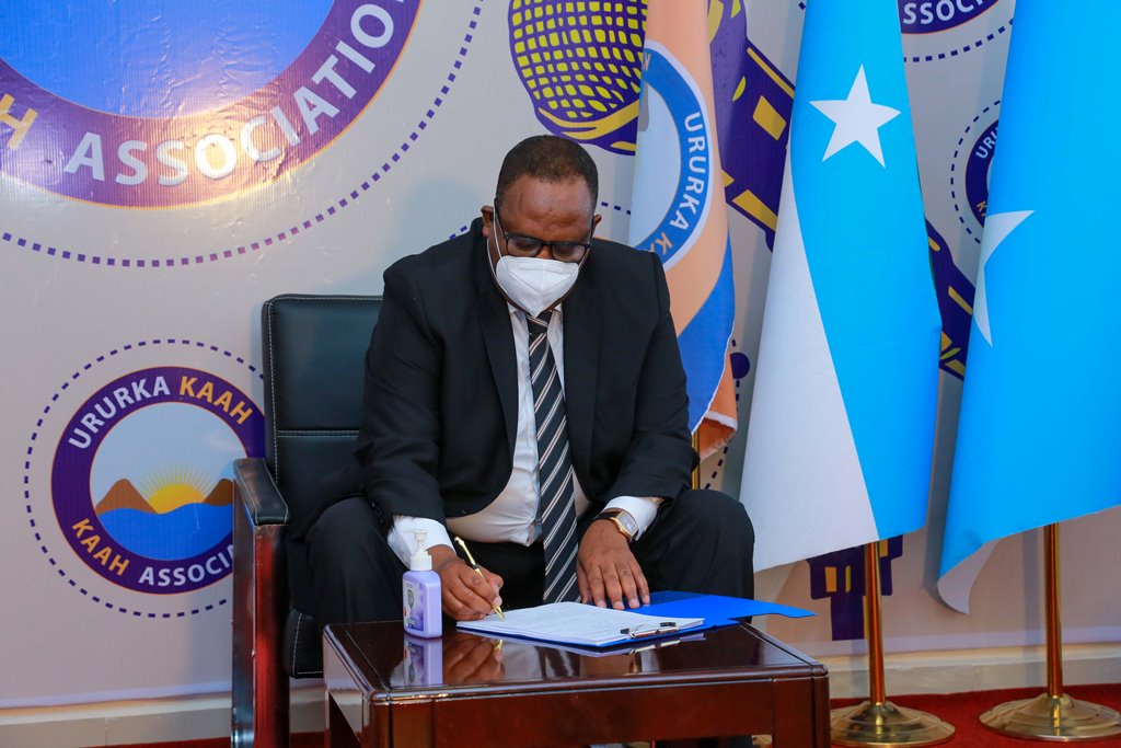 Sawirro: DENI oo ku biiray URUR siyaasadeed cusub