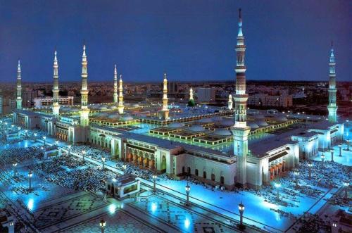Masjidka Nabiga NNKH oo laba bil kadib dib loo furay
