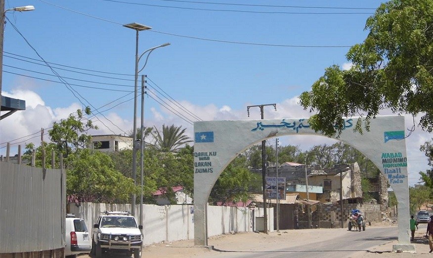 JUBALAND oo war ka soo saartay khasaaraha qaraxii xalay ka dhacay Kismaayo