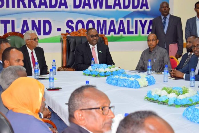 DENI oo xildhibaanno iyo wasiiro maanta kala hadlay go’aanadii Dhuusamareeb