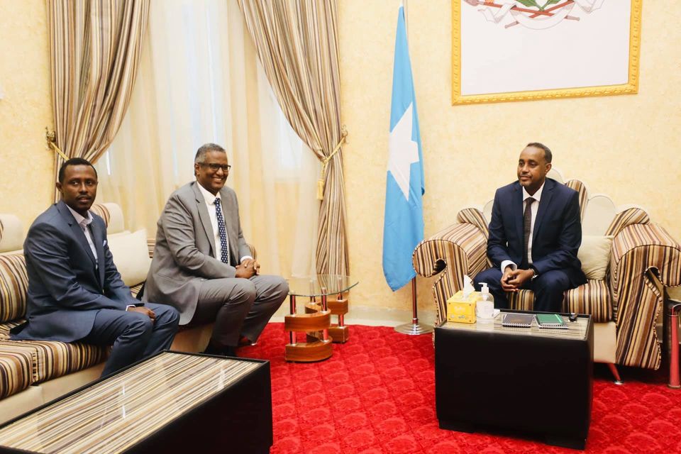CC Shakuur oo sanado kadib maanta tegay xarunta Villa Somalia, warna soo saaray