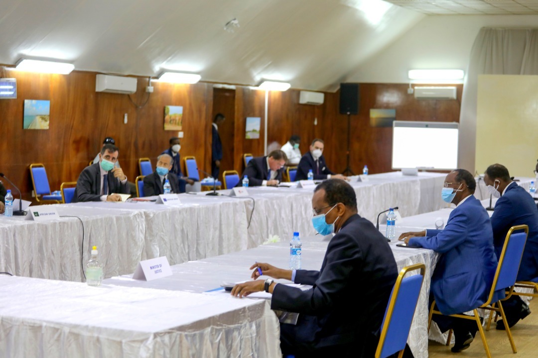 Sawirro: DF oo la kulantay xubnaha beesha caalamka kadib qoraalkii lama filaanka ahaa ee kasoo baxay