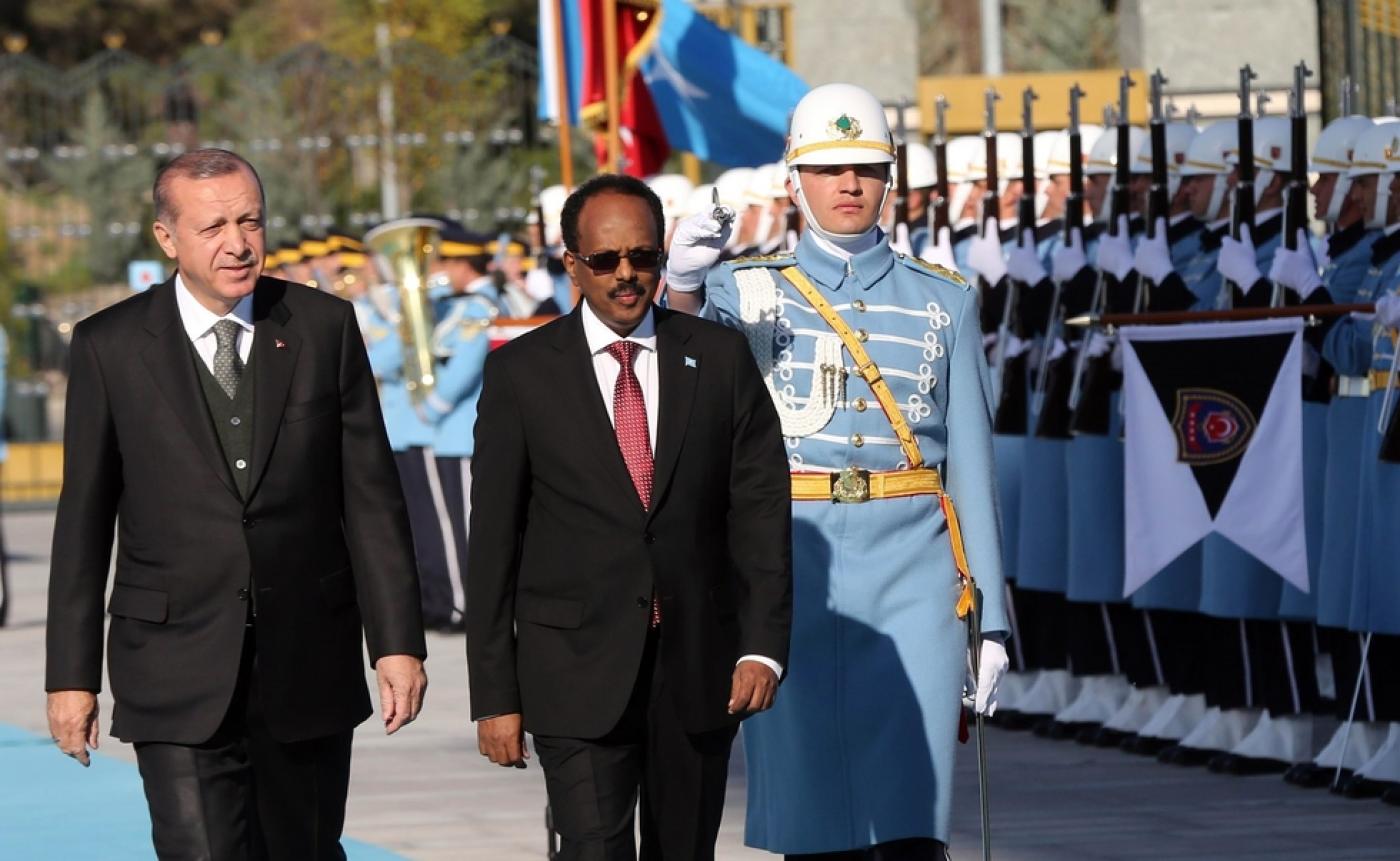 Dowlad Carbeed oo sharci darro ku tilmaantay taagerada ciidan ee uu Turkiga siiyo Soomaaliya