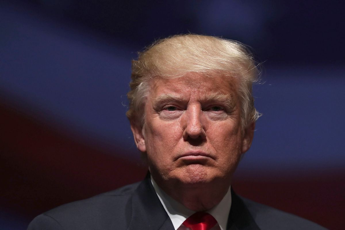 Trump oo isbital la dhigay iyo wararkii ugu dambeeyey xaaladdiisa caafimaad