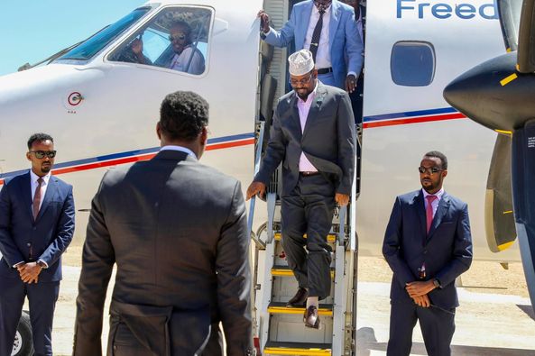Sawirro: Axmed Madoobe oo ka dagay Dhuusamareeb