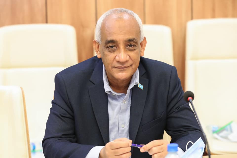 Daawo: Xamza oo shaaciyey arrimo yaab leh oo uu ugu tegay wasaaraddii uu kala wareegay Khadiija Diiriye