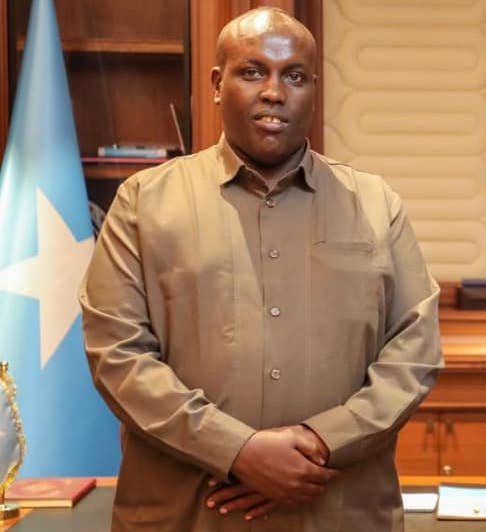 Al-Shabaab oo war kasoo saartay dilka Cabdicasiis Afrika, sheegtayna “cidda ay ugu aargudeen”