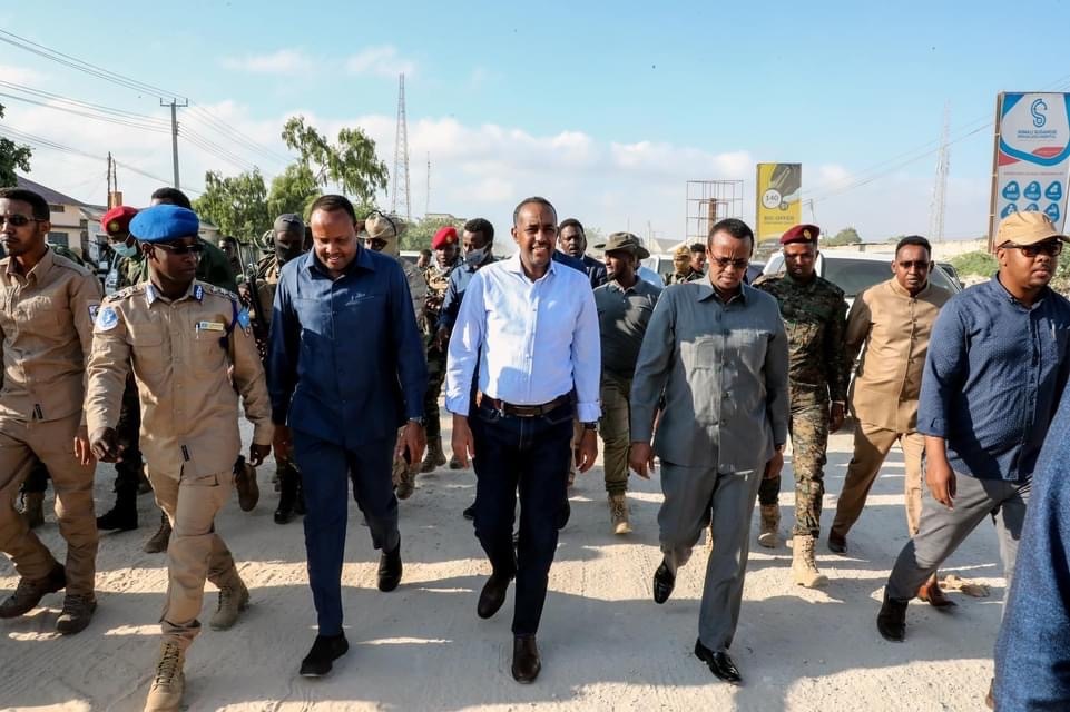 Rooble oo kormeer ku tagay mashaariic horumarineed oo ka socda Balcad + Sawirro