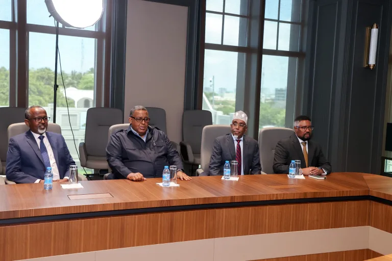 IGAD oo war ka soo saartay heshiiska Xasan Sheekh iyo xubnaha ka baxay Madasha