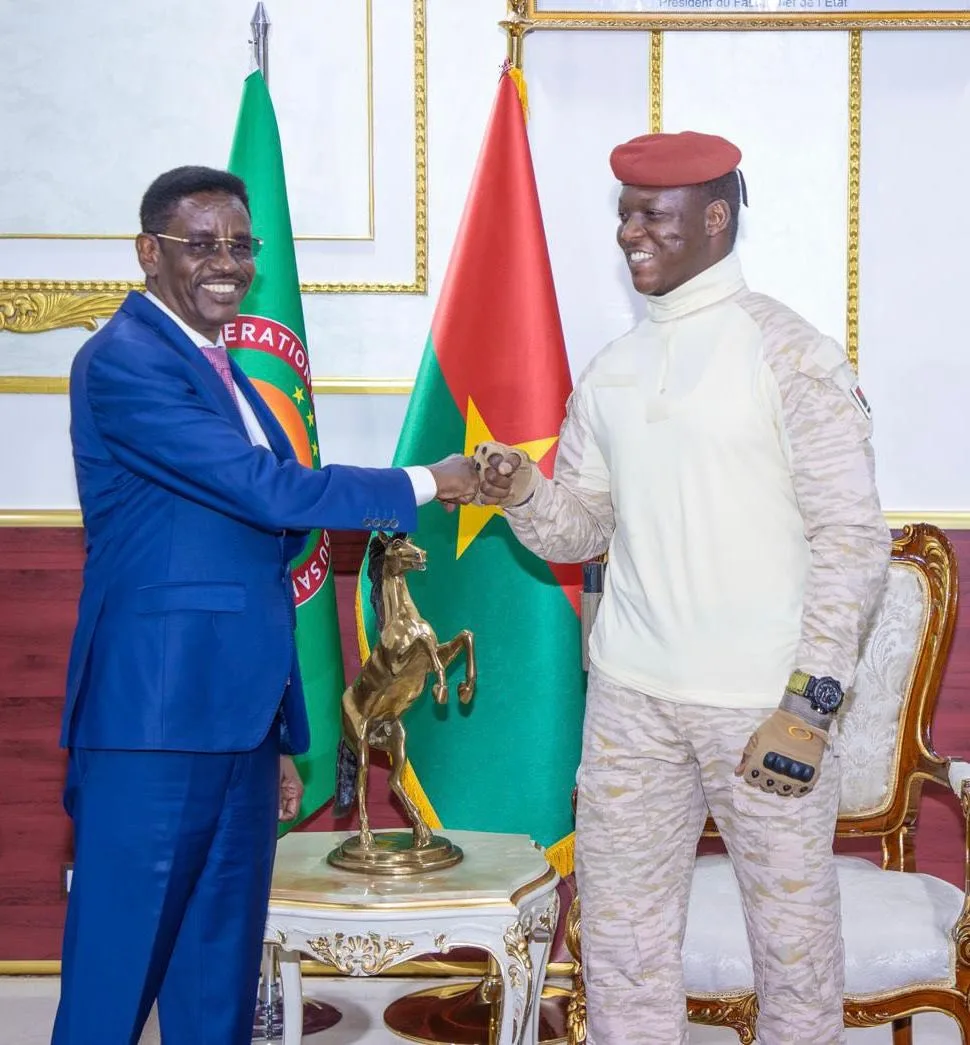 Madaxweyne Xasan Sheekh oo farriin muhiim ah gaarsiiyay Ibrahim Traoré + Sawirro